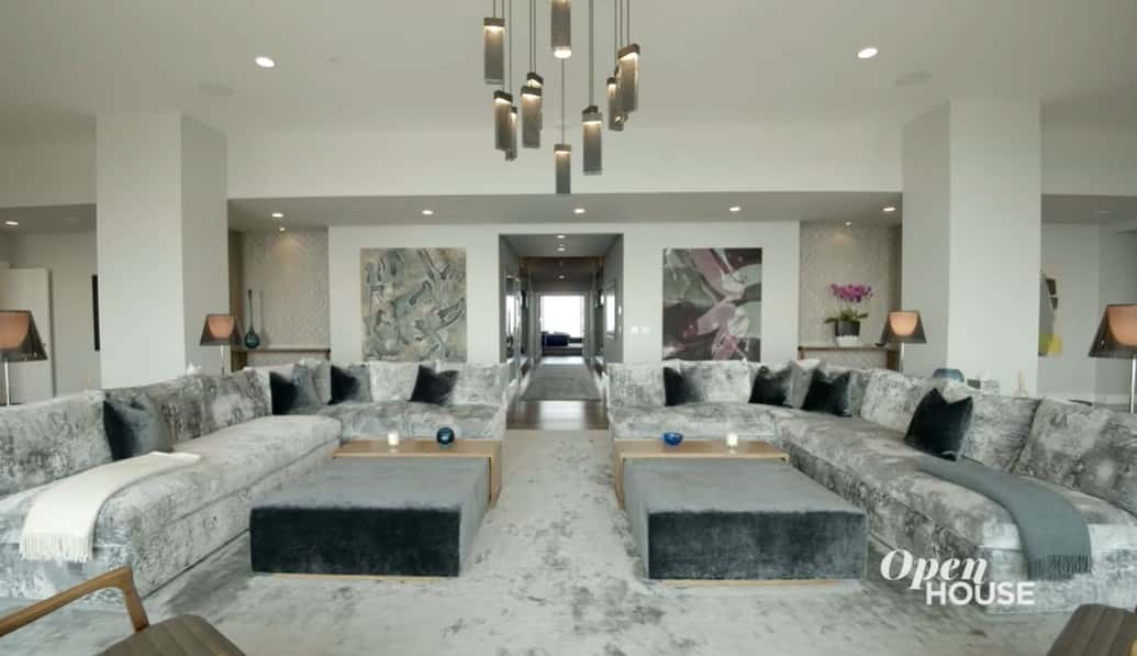 Rihanna spends $21M on penthouse once owned by 'Friends' star Matthew Perry (Youtube/@Open House TV)