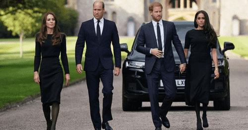 Prince Harry and Meghan and Prince William and Kate for a walkabout at Windsor (Kirsty O'Connor - WPA Pool/Getty Images)