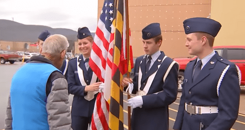Naval officers had shown up to give navy veteran Marion the farewell he deserves on the day of his retirement. (Photo: FOX 5 Washington DC/YouTube)