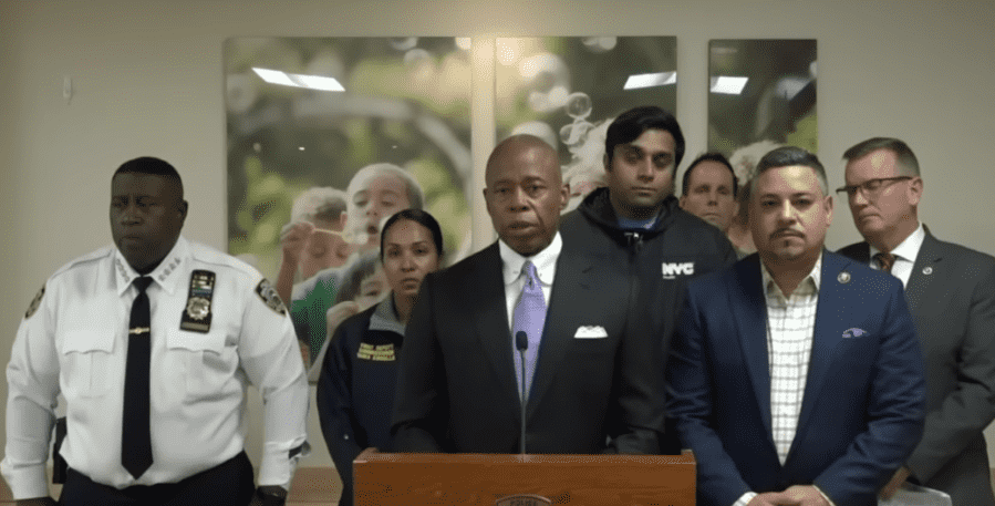 (@CBSNewYork/Youtube)