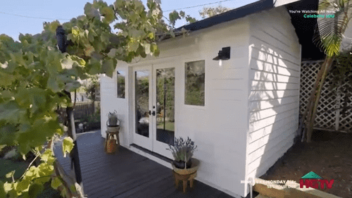 Kate Hudson's renovation for her future-mother-in-law Melissa Linehan in 'Celebrity IOU' Season 4 Part 2 (HGTV)