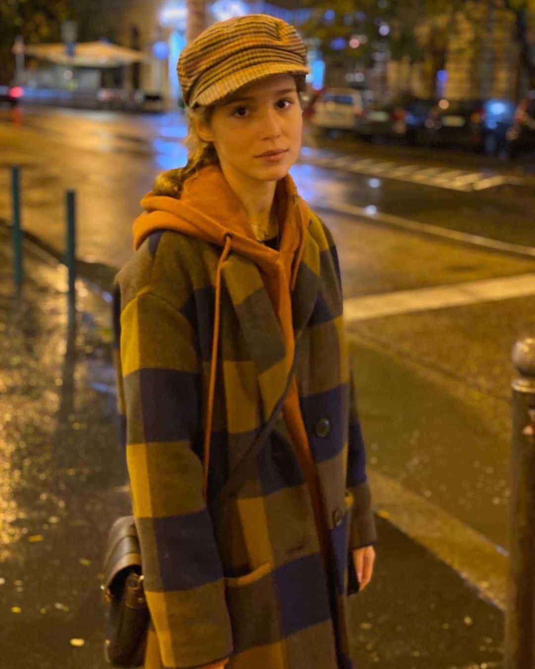 Alba reportedly met Chris Evans while filming Netflix show (Instagram/@alba.baptist)