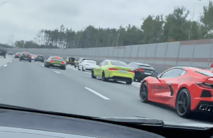 Cops arrested dozens of drivers for flaunting their fancy supercars in Moscow (east2westnews)