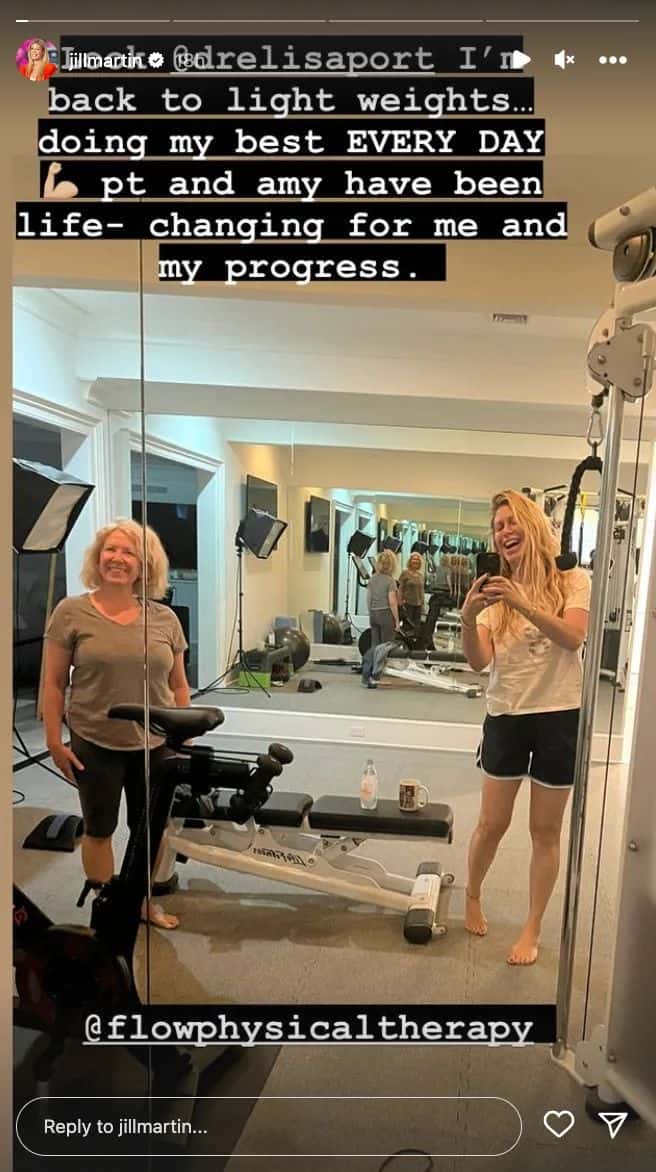 'Today' Jill Martin share snap revealing she's back to the gym and lifting light weights (@jillmartin/Instagram)
