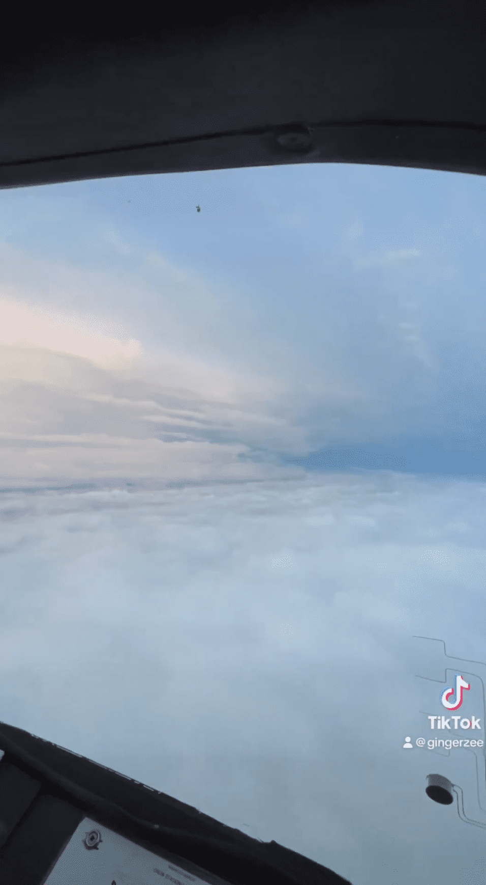 'GMA' Ginger Zee also captured Hurricane Lee in her video (@ginger_zee/Instagram)