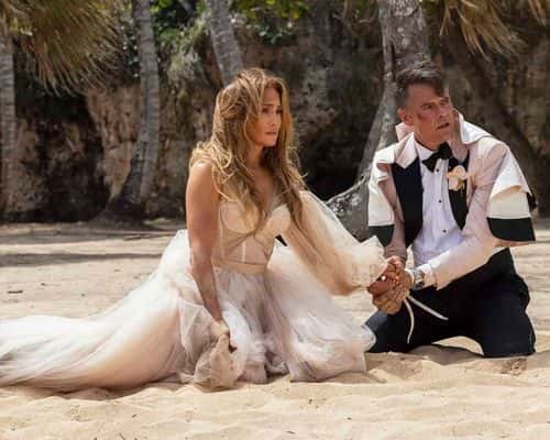 Jennifer Lopez and Josh Duhamel in a still from 'Shotgun Wedding' (Amazon Studios)