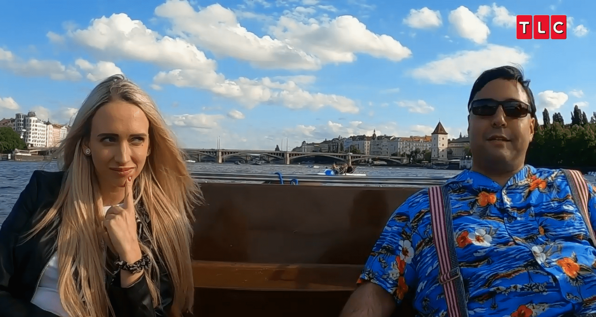 Mark and Teresa go on a paddleboat date (TLC)