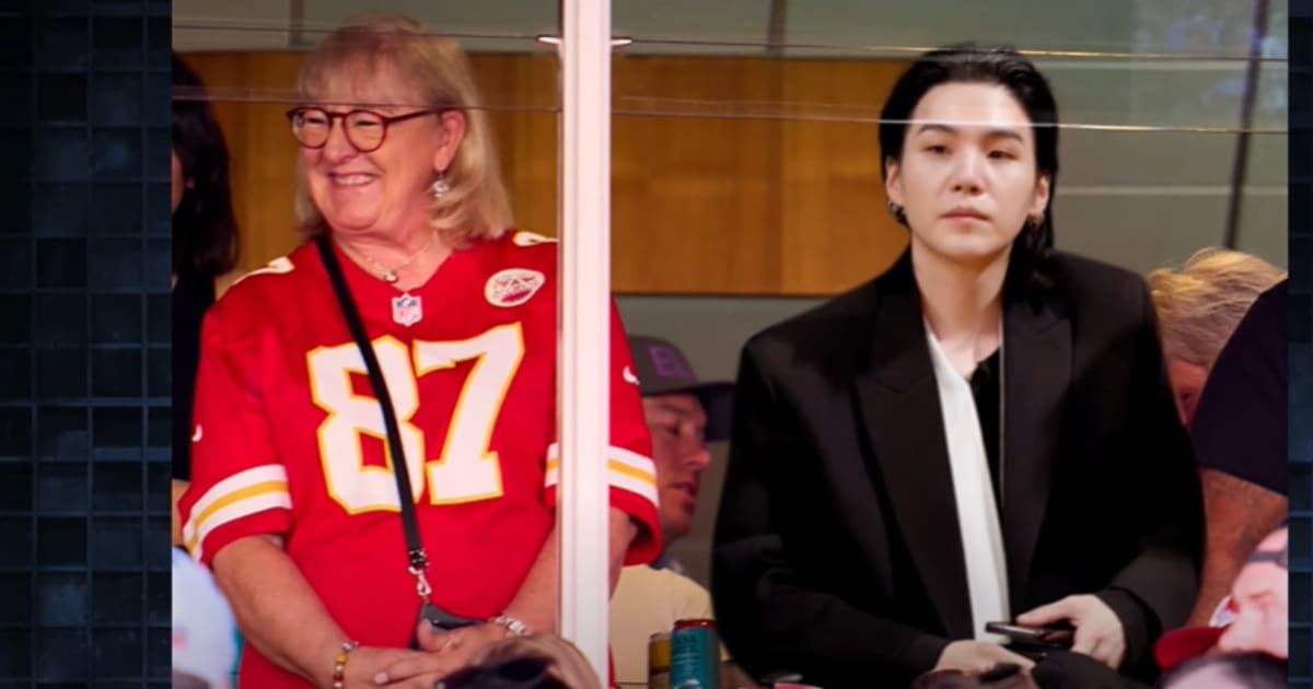 (The Tonight Show Starring Jimmy Fallon)
