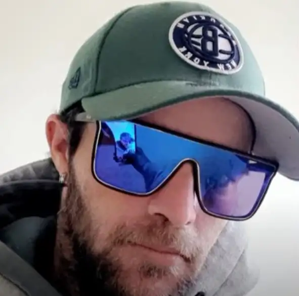 Dean Ingram was charged with two counts of stalking with intent to cause harm as well as one count of aggravated break and enter (Screenshot from 7News/YouTube)