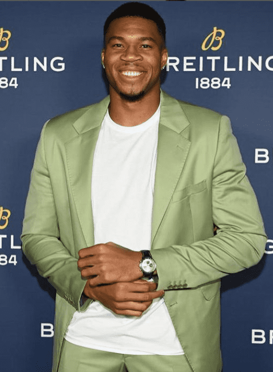 Giannis Antetokounmpo is one of the tallest NBA players currently (@giannis_an34/Instagram)