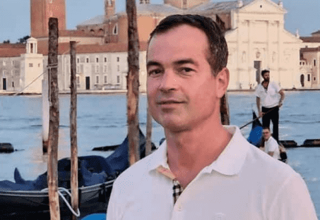 Devon Hoover loved collecting art and antiques (Devon Hoover/Facebook)