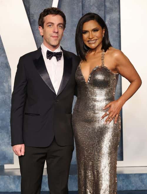 (L-R) B.J. Novak and Mindy Kaling attend the 2023 Vanity Fair Oscar Party Hosted By Radhika Jones at Wallis Annenberg Center for the Performing Arts on March 12, 2023 in Beverly Hills, California.