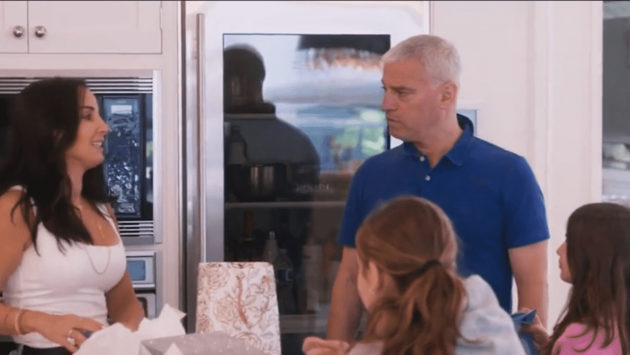 Sabrina shares heart-breaking news to her family in 'Dancing Queens' episode 2 (bravotv)