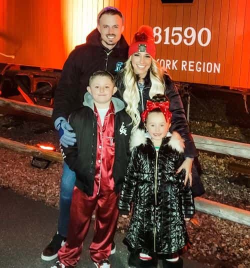 The new 'RHONJ' housewife Danielle Cabral with her husband Nate Cabral and their children (Instagram/@daniellecabralofficial)