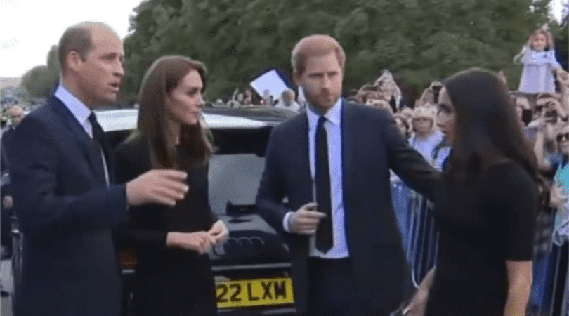 Kate Middleton staring down at Meghan Markle (twitter)