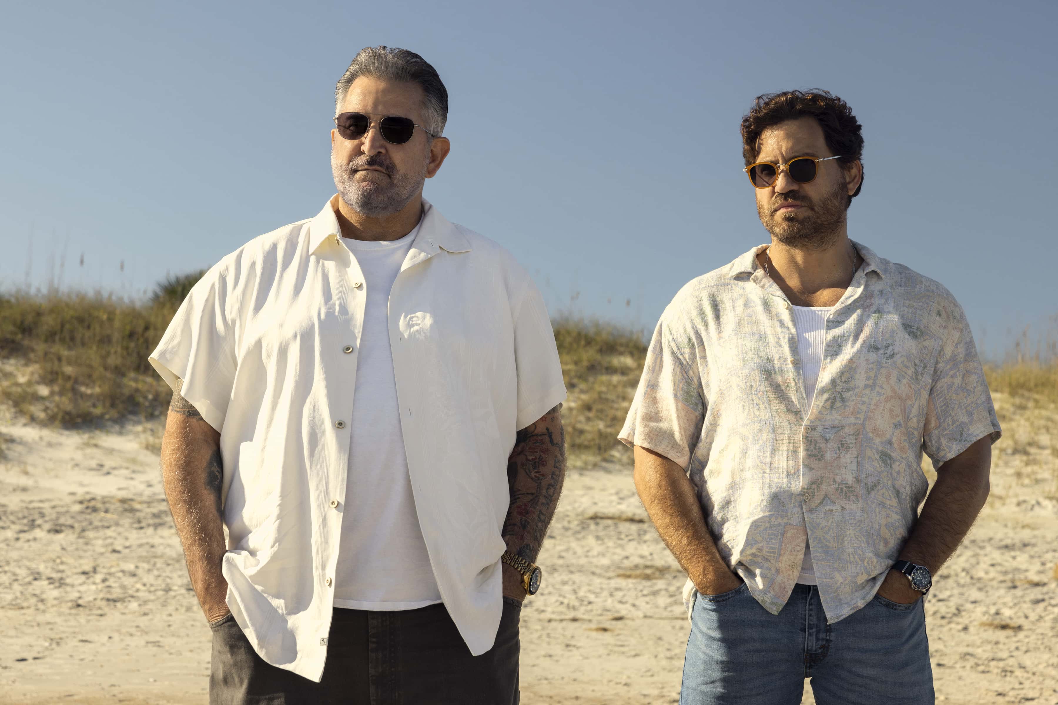 Anthony LaPaglia and Edgar Ramírez in 'Florida Man' (Netflix)