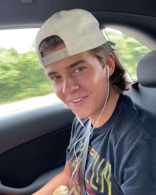 Henry Meacock died on March 15 in Puerto Vallarta (Instagram/@Ellie Meacock)