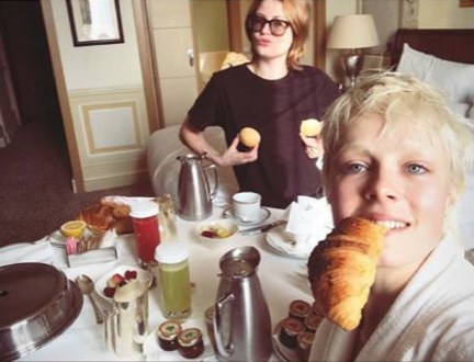 Edie Campbell (Source: ediebcampbell, Instagram)