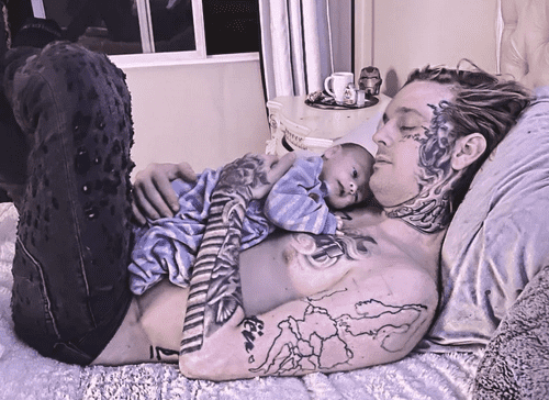 (Aaron Carter/ Instagram)