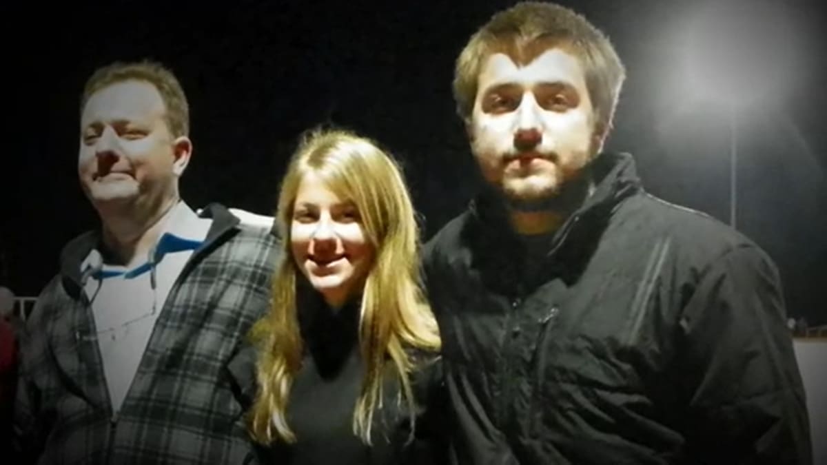 Manuela Allen's family, including daughter Melanie and husband Peter (Dateline/NBC) 