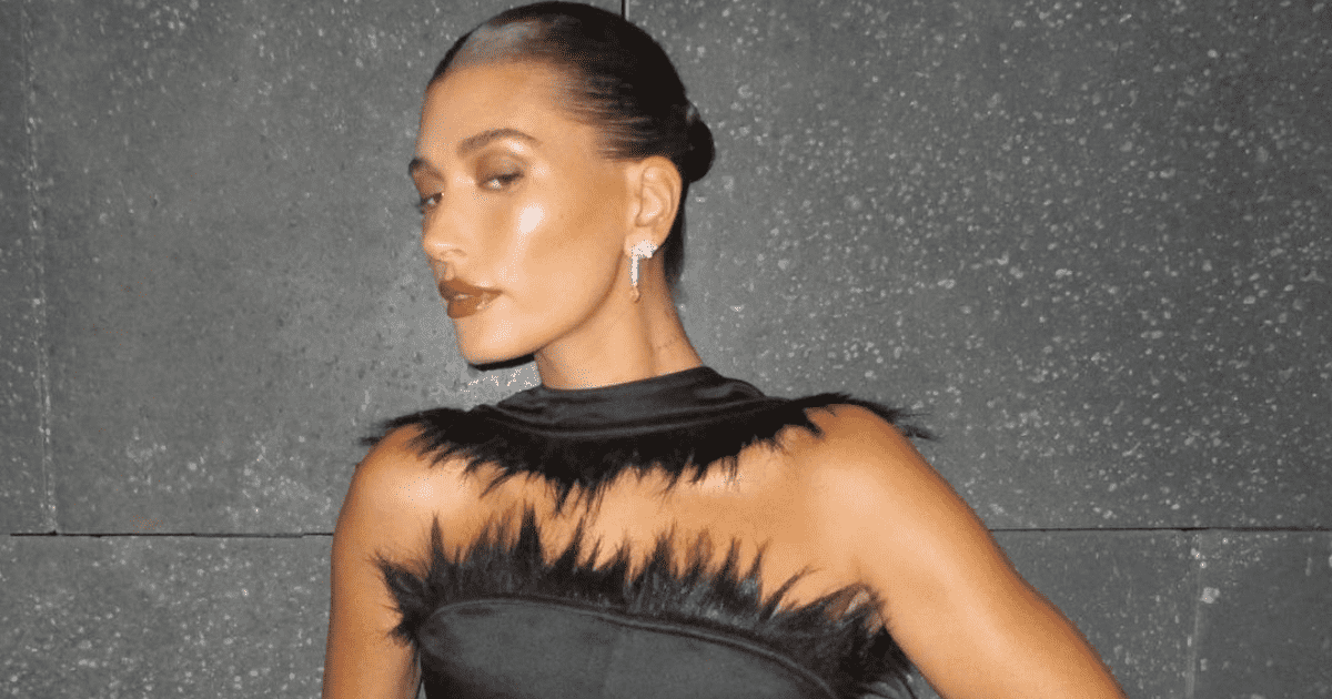 Hailey Bieber debuted the 'G' tattoo in June 2015 (Instagram/haileybieber)