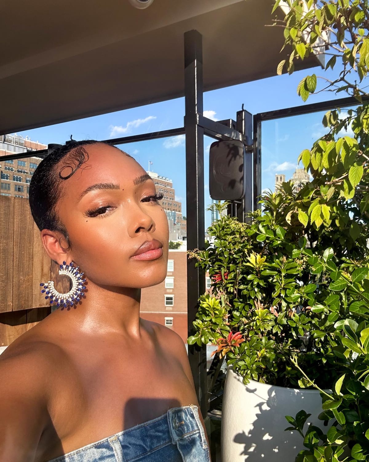 Lellies Santiago is based out of New York (Instagram/@lelliessantiago) 