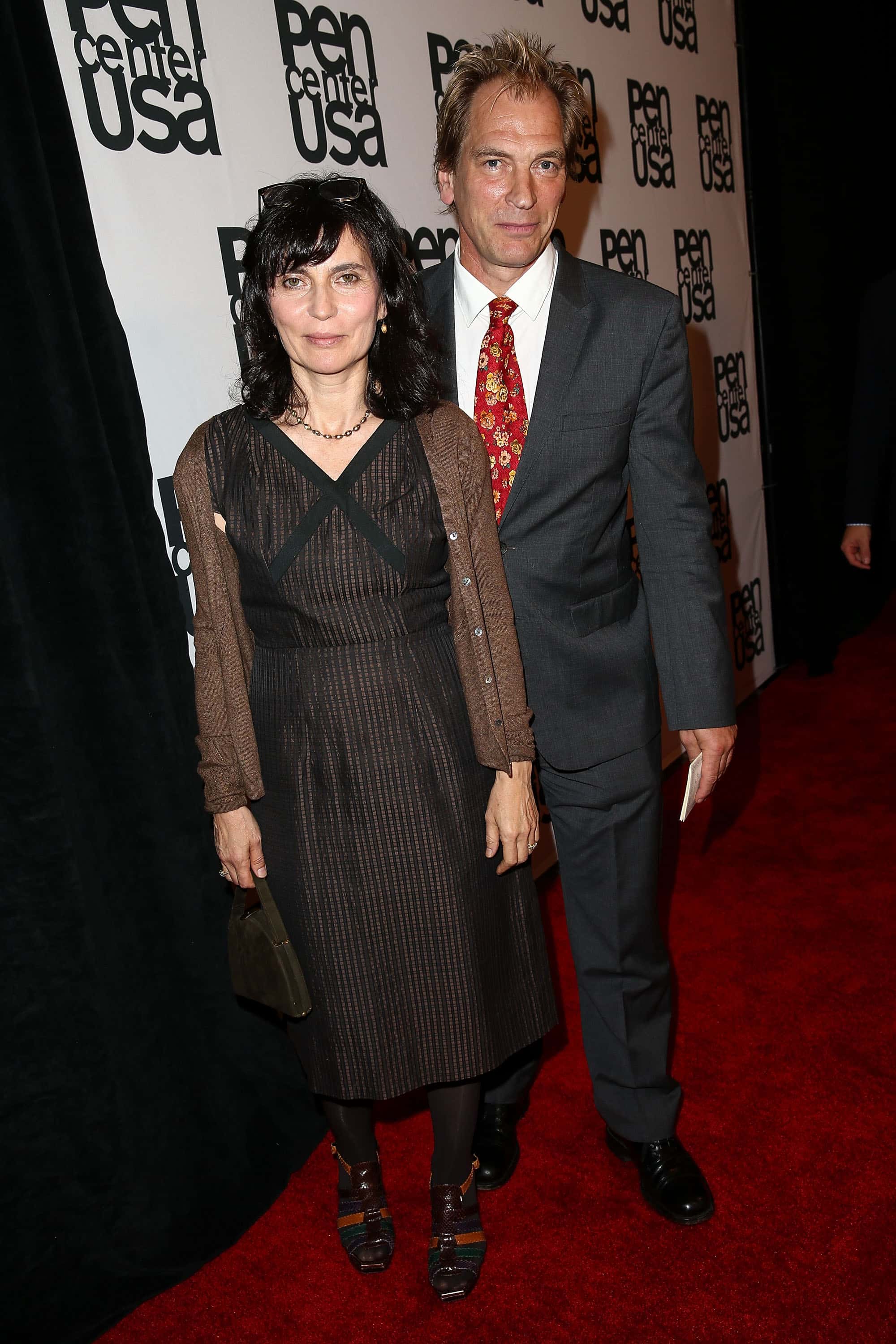 BEVERLY HILLS, CA - NOVEMBER 11:  Actor Julian Sands (R) and wife, Evgenia Citkowitz, attend PEN Cen