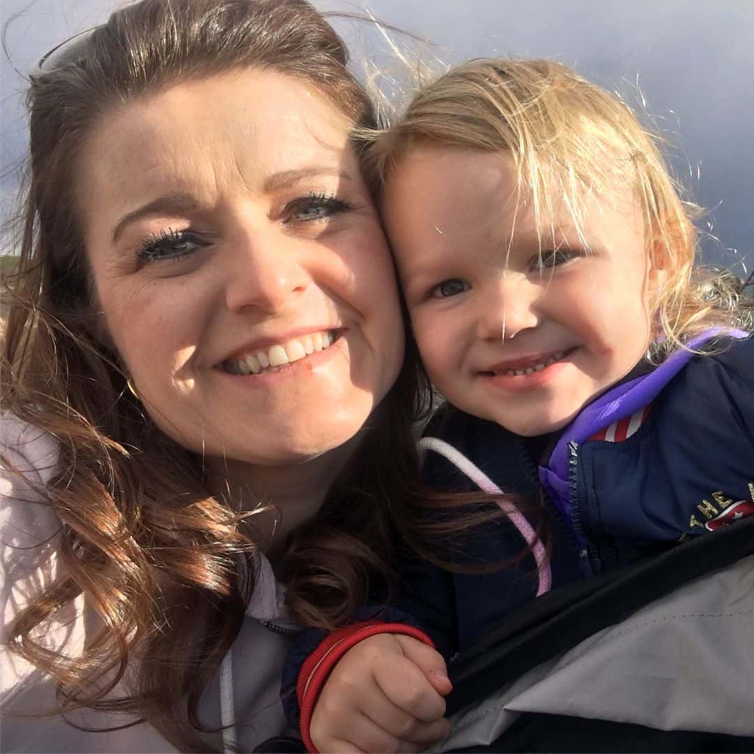 a child should ditch the pacifier before they turn three (Instagram/@robyn_browns_nest)