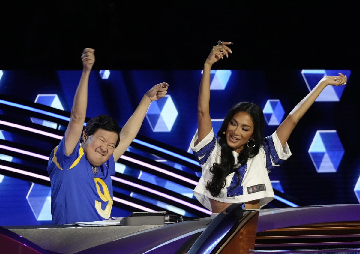 Nicole Scherzinger and Ken Jeong in 'The Masked Singer' Season 10's NFL Night (FOX)