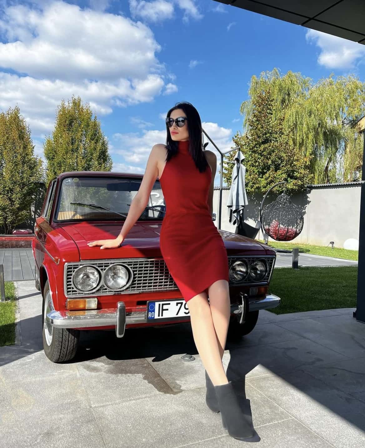 Glimpse of picture shared by Georgiana Naghel (@georgiana_nagell/Instagram)