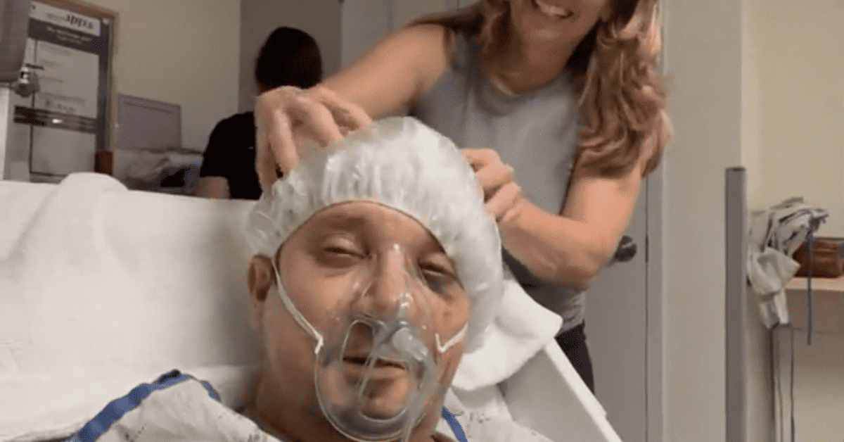 (@JeremyRenner/Twitter)