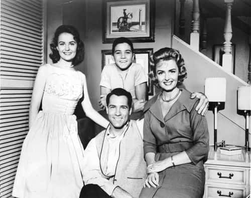 Shelley Fabares, Paul Petersen (standing), Carl Betz, and Donna Reed circa 1961.