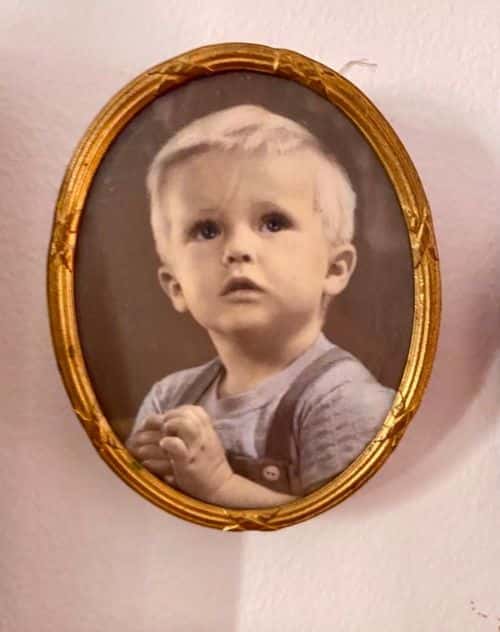 Sam Neill shares his childhood pic on Instagram (Instagram/@samneilltheprop)