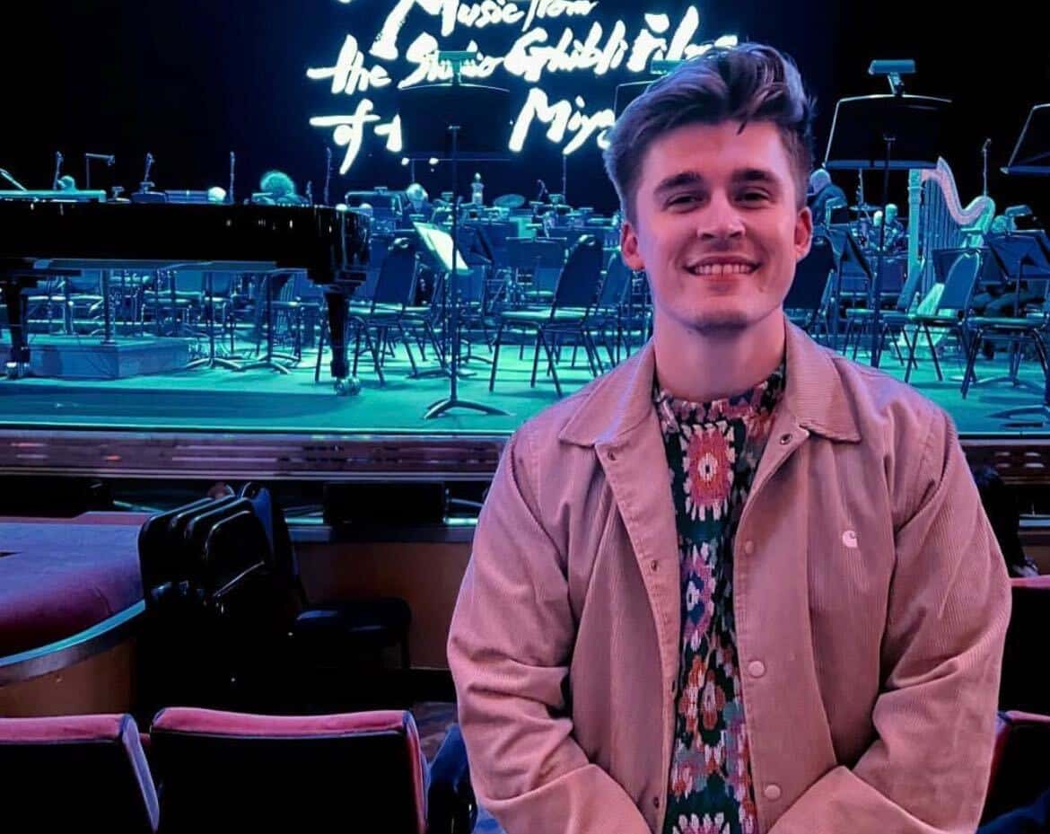 Ludwig claimed that despite having just eight beers scheduled for the episode, he ended up participating in a beer-chugging competition (@ludwigahgren/Instagram)