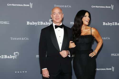 (L-R) Jeff Bezos and Lauren Sanchez attend the Baby2Baby 10-Year Gala Presented By Paul Mitchell at the Pacific Design Center on November 13, 2021 in West Hollywood, California.