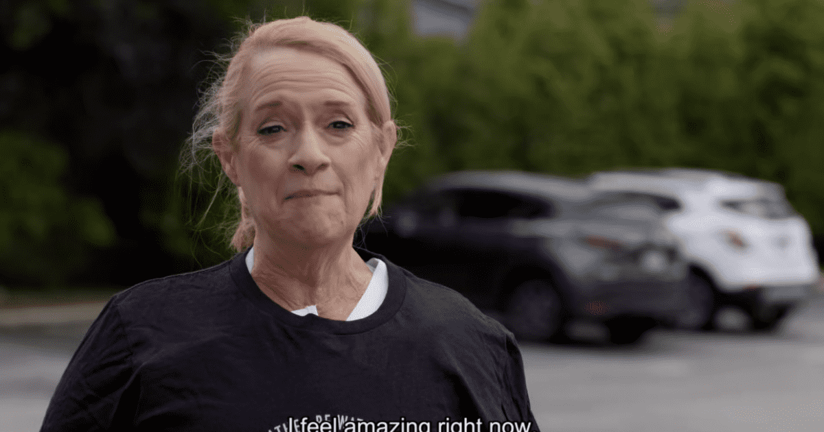 Debbie Gibson thanked Dr Sandra Lee on 'Dr Pimple Popper' Season 9 finale (TLC)