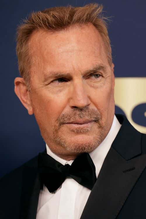 Kevin Costner attends the 28th Annual Screen Actors&nbsp;Guild Awards at Barker Hangar on February 27, 2022 in Santa Monica, California.