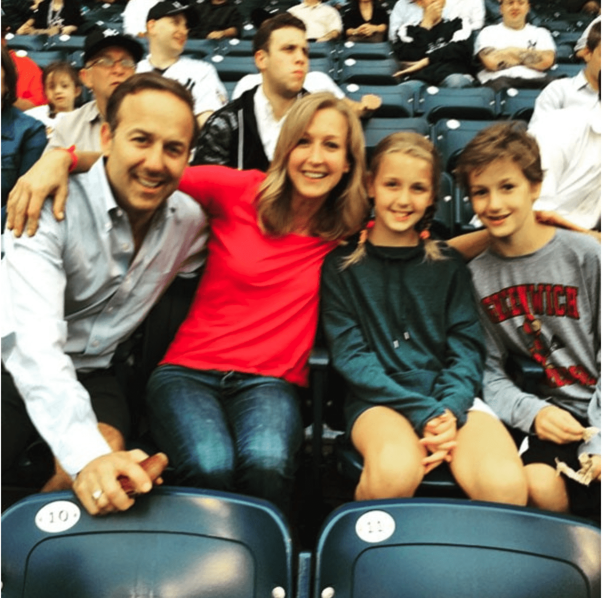 Lara and David have two kids Duff, 21, and Katharine, 19 (@lara.spencer/Instagram) 
