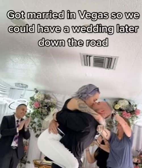 The picture of 'stepdad' and Christy kissing (TikTok/ @ChristyWho_)