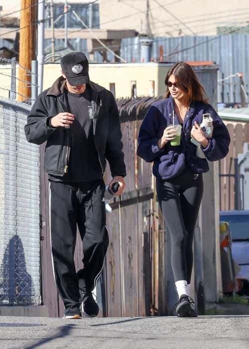 Austin Butler and Kaia Gerber in Los Angeles on December 21. (Backgrid)