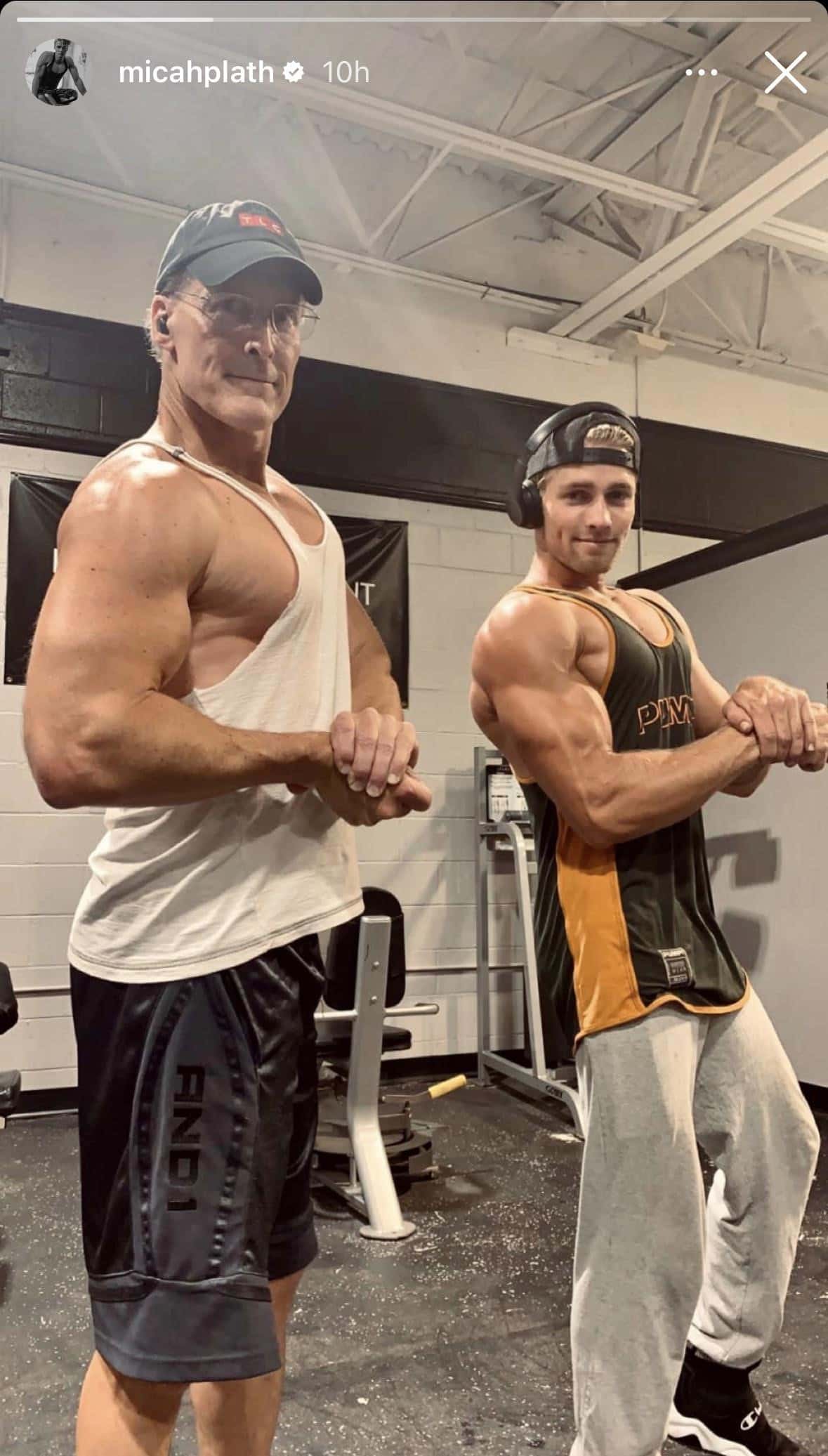 Barry and his son Micah Plath at the gym. (Instagram/@micahplath) 