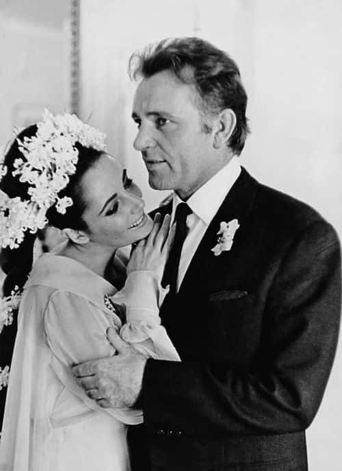 British film stars Elizabeth Taylor (1932 - 2011) and Richard Burton (1925 - 1984) at their first wedding in Montreal, Canada. They married twice, but both marriages ended in divorce.