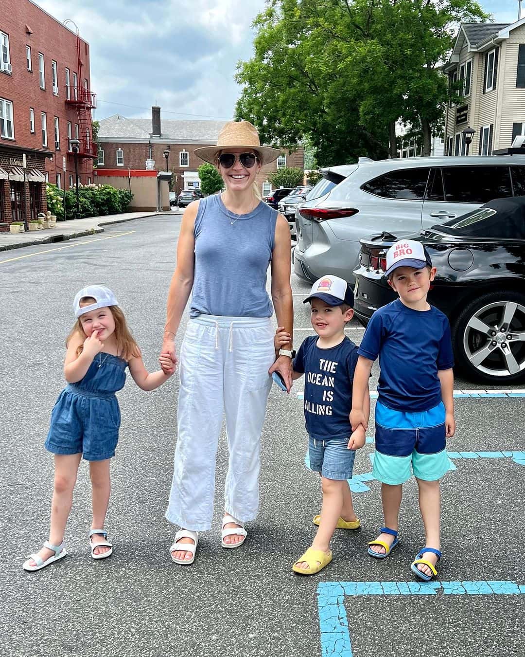 Sara Haines shares adorable moments with children on Instagram (sarahaines/Instagram)