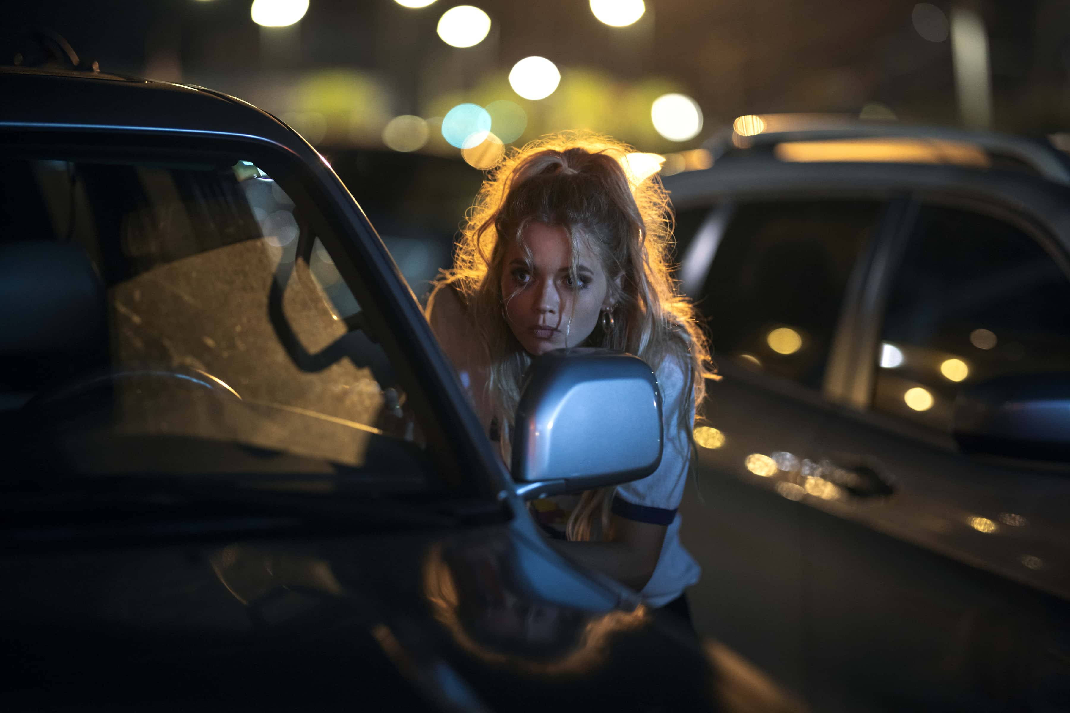 Abbey Lee in a still from 'Florida Man' (Netflix)