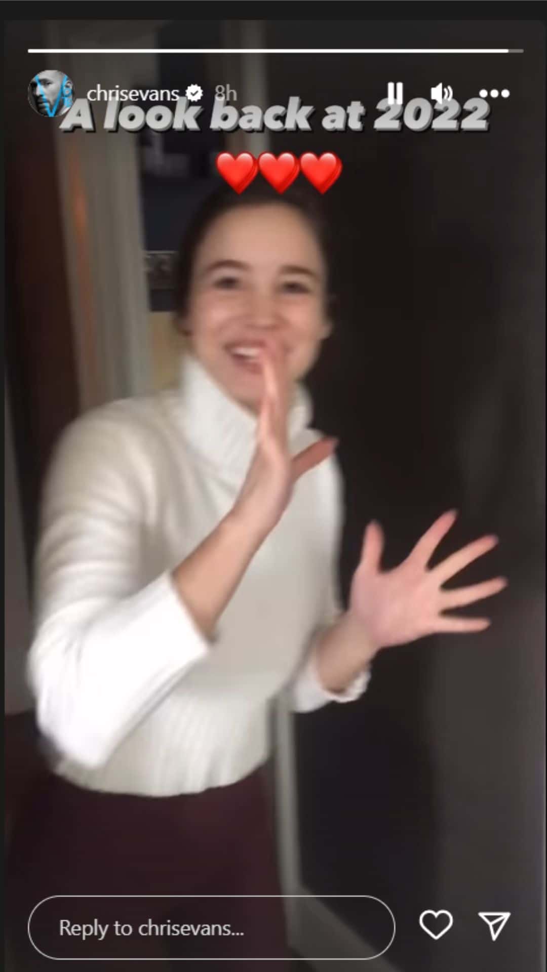 Chris Evans and Alba Baptista go 'insta official!' (Photo: chrisevans/Instagram)