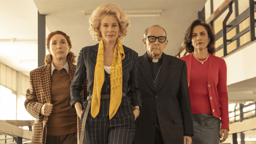 (L to R) Gracia Olayo, Belén Rueda, Emilio Gutiérrez Caba and Toni Acosta in 'Phenomena' (Netflix)