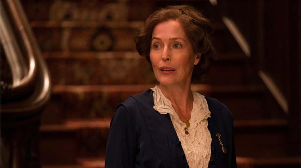 Gillian Anderson as Eleanor Roosevelt in 'The First Lady' (Showtime)