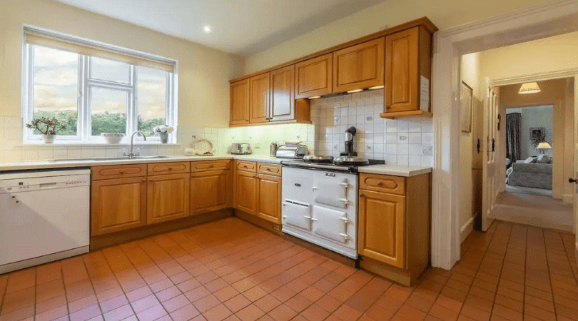 Kitchen with Aga (Airbnb)