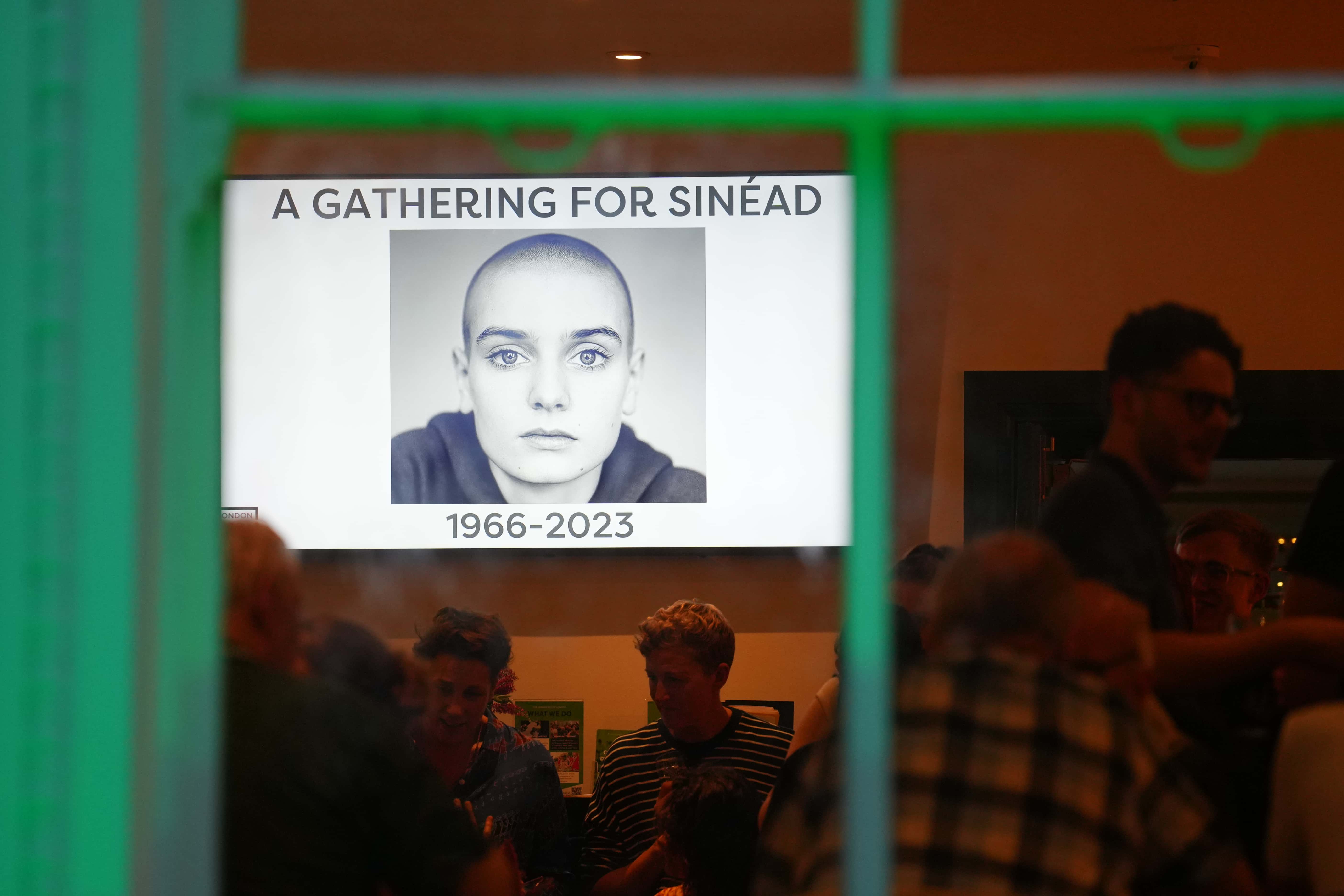 Members of the Irish community come together to mourn singer Sinead O'Connor on July 27, 2023, in London, England. (Footage by Carl Court/Getty Images)