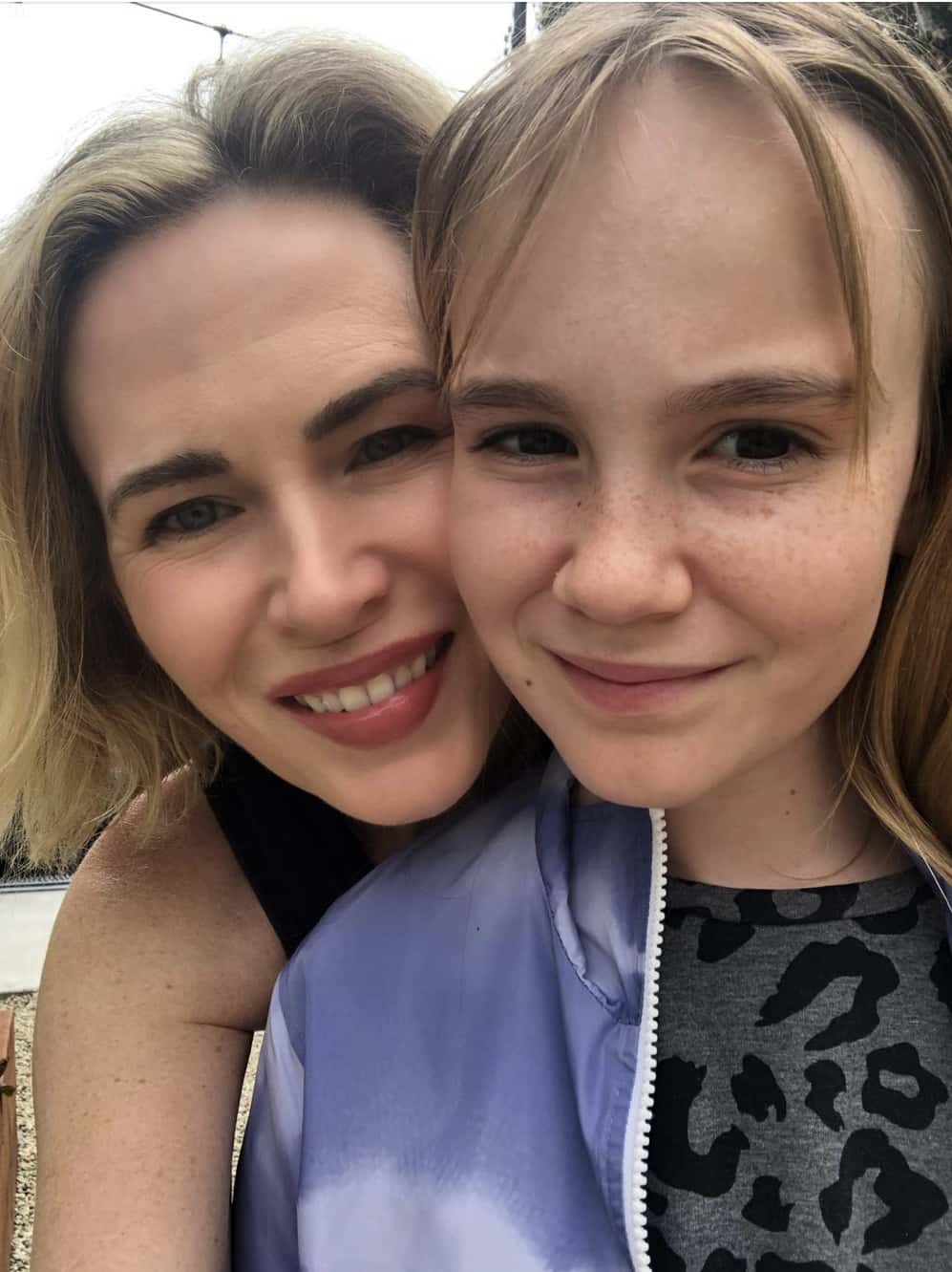 Molly Steinsapir with her mother Kaye (Facebook)